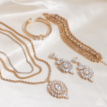 Load image into Gallery viewer, Fiercely 5th Avenue - Complete Trend Blend- Oct Fashion Fix 24