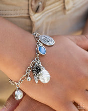 Load image into Gallery viewer, Glimpses of Malibu - Complete Trend Blend - Sep Fashion Fix 24