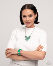 Load image into Gallery viewer, Fashionable Fringe - Green