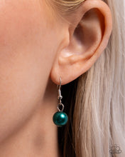 Load image into Gallery viewer, Settled Shimmer - Green