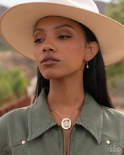 Load image into Gallery viewer, Gently Glistening - Gold