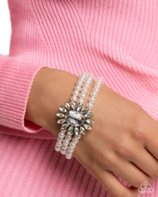 Load image into Gallery viewer, Conscious Chic - Complete Look