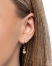 Load image into Gallery viewer, Sailboat Shimmer - White