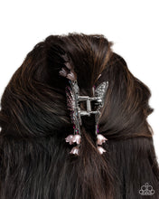 Load image into Gallery viewer, Fluttering French - Pink