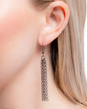 Load image into Gallery viewer, Sleek Staccato - Black