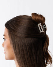 Load image into Gallery viewer, Refulgent Rows - White