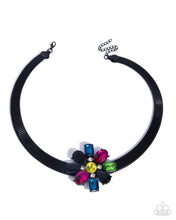 Load image into Gallery viewer, Forward Florals - Black