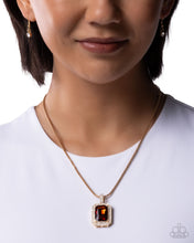 Load image into Gallery viewer, Exaggerated Emerald - Brown
