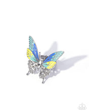 Load image into Gallery viewer, Fluttering Fusion - Green