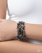 Load image into Gallery viewer, Ornate Option - Silver