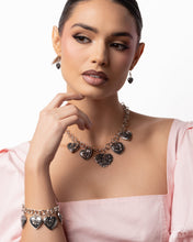 Load image into Gallery viewer, Chic Conclusion - Silver
