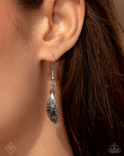 Load image into Gallery viewer, Moderate Merriment - Green- March Fashion Fix 25