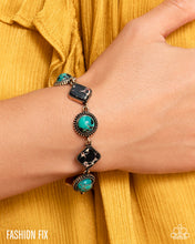 Load image into Gallery viewer, Simply Santa Fe - Complete Look - Dec Fashion Fix 25