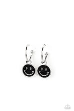 Load image into Gallery viewer, Subtle Smile - Black