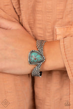 Load image into Gallery viewer, Desert Roost - Blue- Sep Fashion Fix
