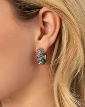 Load image into Gallery viewer, Glimpses of Malibu - Complete Trend Blend - July Fashion Fix 24
