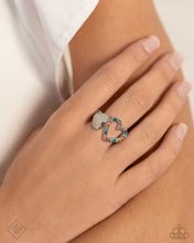 Load image into Gallery viewer, Glimpses of Malibu - Complete Trend Blend - July Fashion Fix 24
