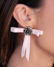 Load image into Gallery viewer, Glimpses of Malibu - Complete Trend Blend- Oct Fashion Fix 24

