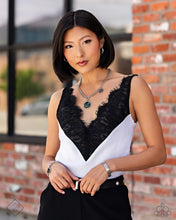 Load image into Gallery viewer, Sunset Sightings - Complete Trend Blend August Fashion Fix 24

