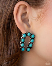 Load image into Gallery viewer, Simply Santa Fe - Complete Trend Blend- Sep Fashion Fix 24
