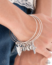 Load image into Gallery viewer, Simply Santa Fe - Complete Trend Blend- Oct Fashion Fix 24
