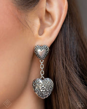 Load image into Gallery viewer, Rustic Reveal - Silver August Fashion Fix 24
