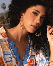 Load image into Gallery viewer, Coastal Conversation - Gold
