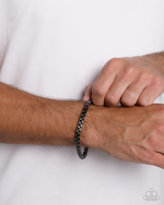 Alternative Appeal - Black / Alternative Approach - Black