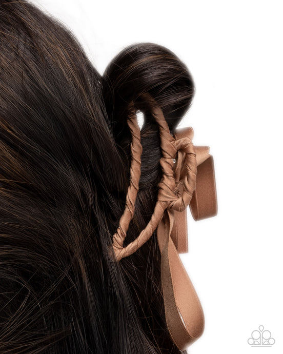 Harmonious Hairstylist - Brown