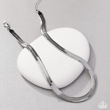Load image into Gallery viewer, Herringbone Haute - June LOP 25
