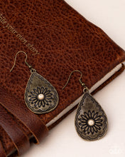 Load image into Gallery viewer, Teardrop Trade - Brass
