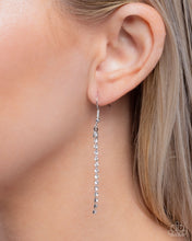 Load image into Gallery viewer, Teardrop Trimming - Red
