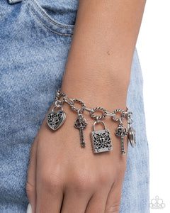 Flirty Filigree - Silver