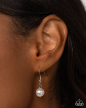 Load image into Gallery viewer, Pearl Pinnacle- March LOP 26
