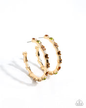 Load image into Gallery viewer, Prettily Positioned - Gold

