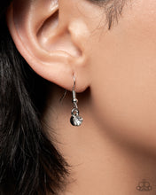 Load image into Gallery viewer, Forward Florals- OCT LOP 25
