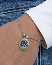 Load image into Gallery viewer, Personalized Bouquet - September - Silver
