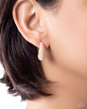 Load image into Gallery viewer, Particular Pearls - Gold
