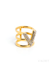 Load image into Gallery viewer, Affiné - 18K Gold Ring Size 9
