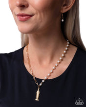 Load image into Gallery viewer, Coastal Corporate - Gold
