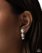 Load image into Gallery viewer, Classy Cinderella - Gold
