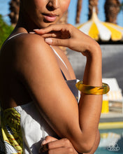 Load image into Gallery viewer, Affixed Allegro - Yellow

