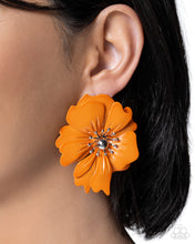 Load image into Gallery viewer, Flourishing Fantasy - Orange
