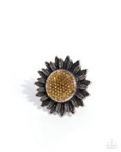 Load image into Gallery viewer, Sweet Sunflower - Yellow
