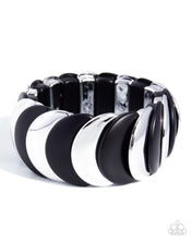 Load image into Gallery viewer, Sleek Surprise - Black
