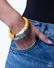 Load image into Gallery viewer, Memorable Motif - Yellow
