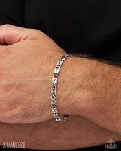 Load image into Gallery viewer, Stainless Showdown - Silver
