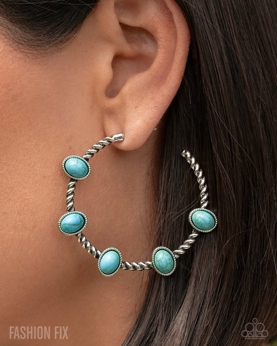 Canyon Course - Aug Fashion Fix 25
