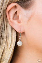 Load image into Gallery viewer, Current Collector - Multi- Oct Fashion Fix 23
