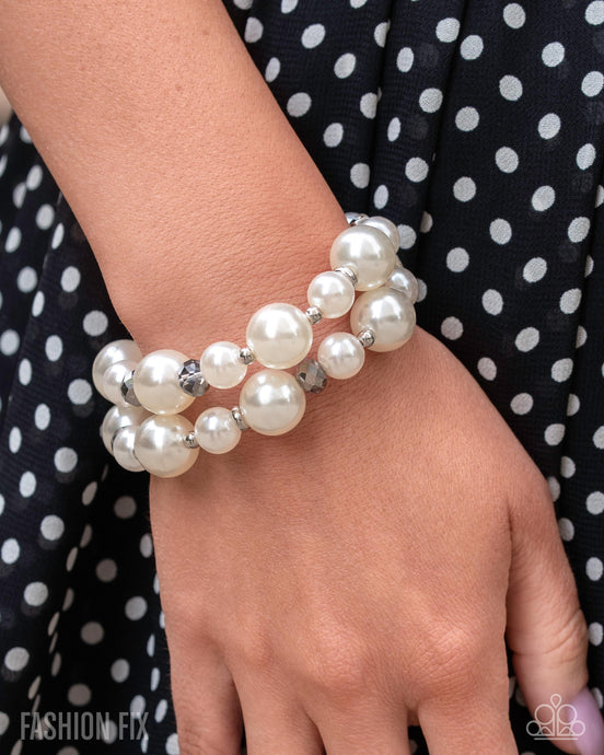 Elegant Echo - Aug Fashion Fix 25